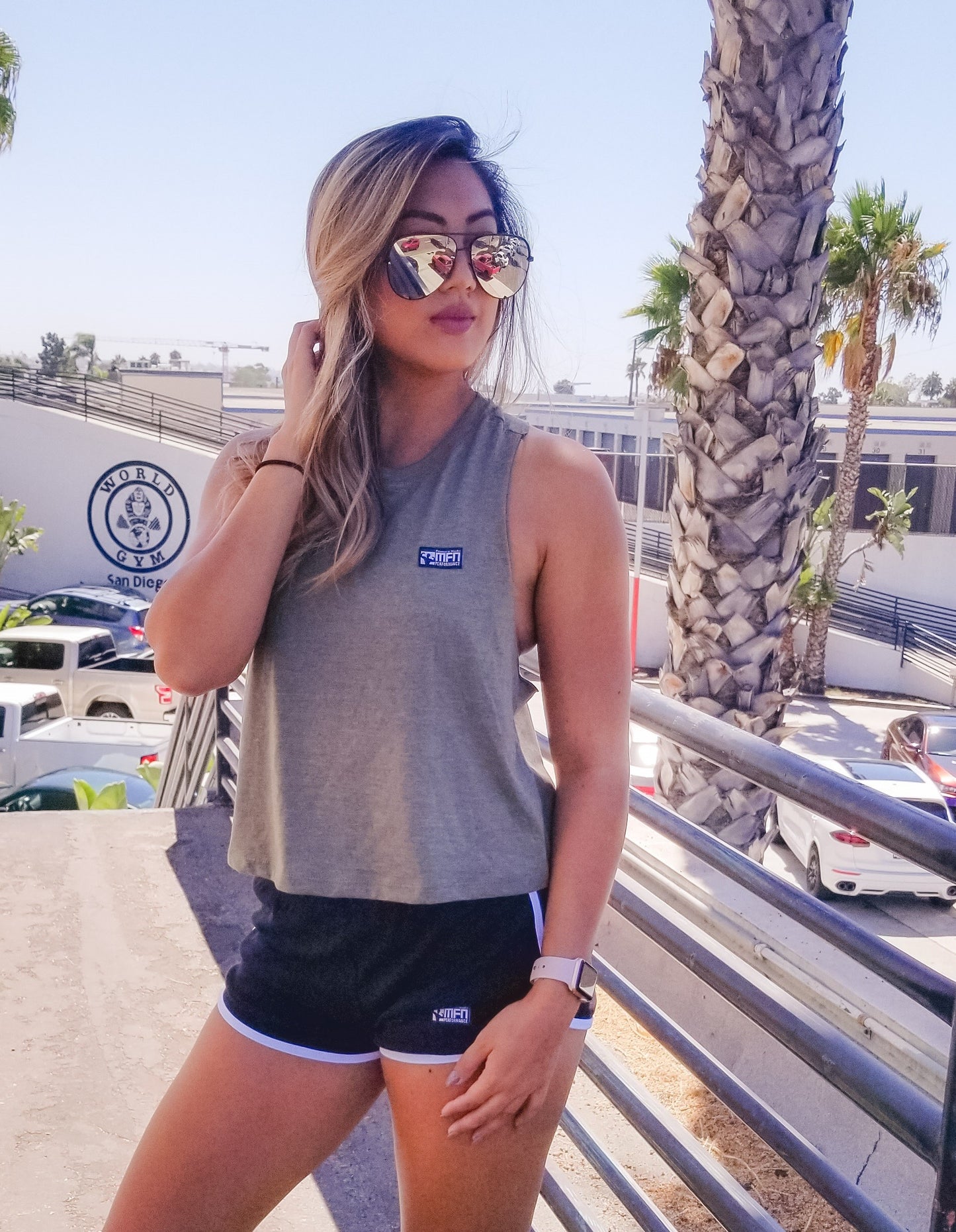 Women's Cropped Muscle Shirt (more colors)