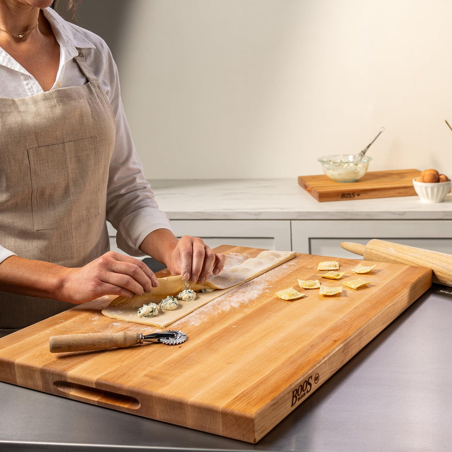 John Boos R-Board Series Rectangular Wooden Maple Cutting Board 24”x18” – 1.5” Thick, 18-lb Reversible Butcher Block with Edge-Grain & Finger Grips – Made in the USA